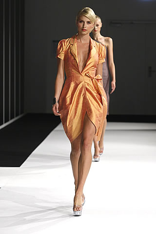 LAC ET ME Spring Summer 2010 Collection at Mercedes Benz fashion Week 09 Berlin Summary