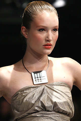 LAC ET ME Spring Summer 2010 Collection at Mercedes Benz fashion Week 09 Berlin Summary