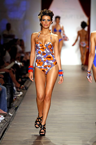Red Carter 2010 Collection at Mercedes Banz Fashion Week - Miami