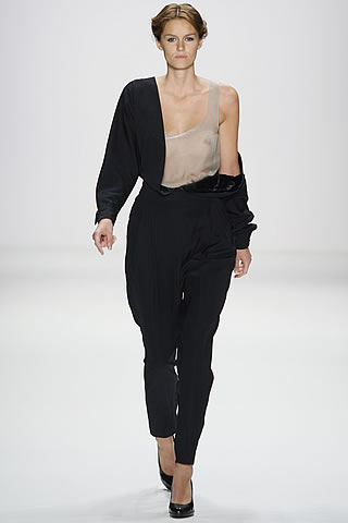 Fashion Designer 2011 Summer Collection