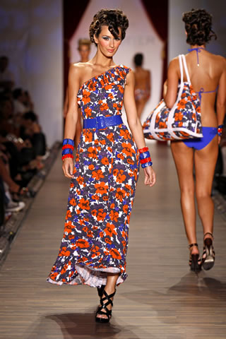 Red Carter 2010 Collection at Mercedes Banz Fashion Week - Miami