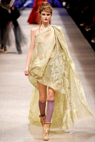 Spring 2011 Fashion Shows Pictures