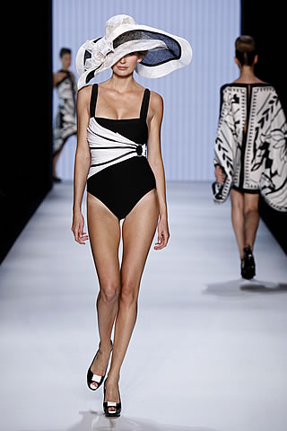 Guido Maria Kretschmer S/S 2010 Collection at Mercedes Benz Fashion Week 09 Berlin