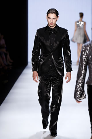 Guido Maria Kretschmer S/S 2010 Collection at Mercedes Benz Fashion Week 09 Berlin