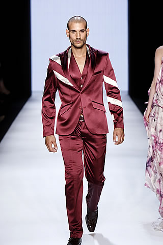 Guido Maria Kretschmer S/S 2010 Collection at Mercedes Benz Fashion Week 09 Berlin