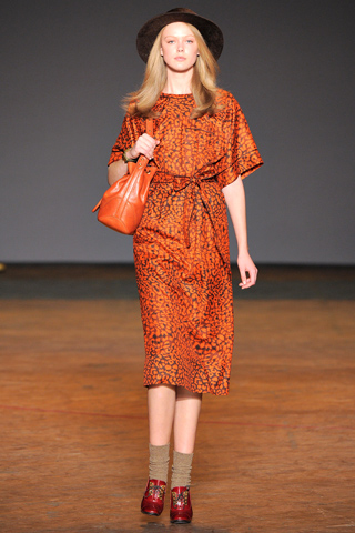 Frida Gustavsson Marc Jacob Fall 2011