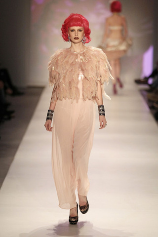 HunkemÃ¶ller ready to wear collection at amsterdam fashion week