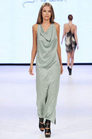 Spring 2011 Ready To Wear Collection