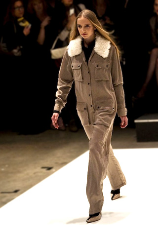 2011/12 collection by spijkers en spijkers at amsterdam fashion week