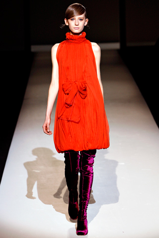 alberta ferretti milan fashion week fall 2011 18