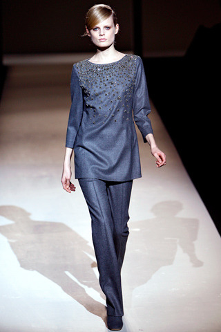 alberta ferretti milan fashion week fall 2011 31
