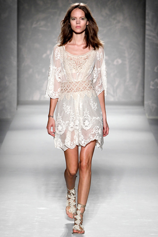 Alberta Ferretti SpringSummer Collection 2011