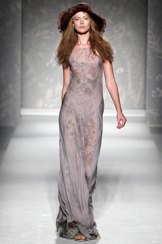 Summer 2011 Collection BY Alberta Ferretti