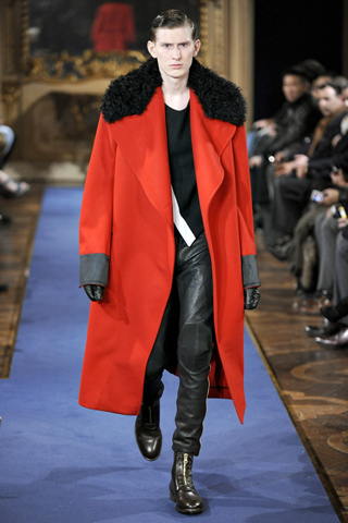 Alexander McQueen Fall 2011 Men's Collection