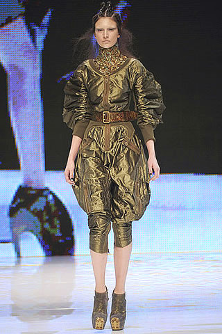 Alexander McQueen Spring/Summer 2010 Collection