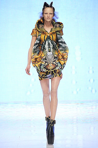 Alexander McQueen Spring/Summer 2010 Collection