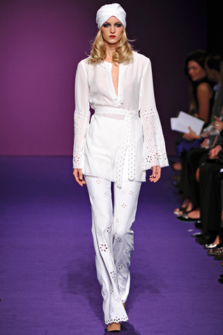 Paris Fashion Week Andrew Gn  Spring 2010