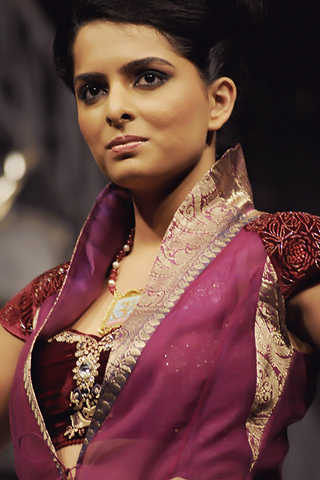 Anju Modi's Collection on Day 1 of BPBFW 2010