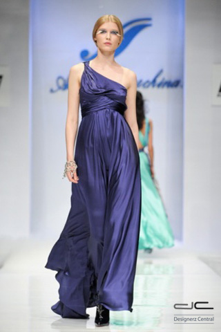 Latest Anna Direchina Fall Fashion