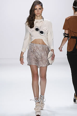 Mercedes Benz Fashion Collection By  AQ1