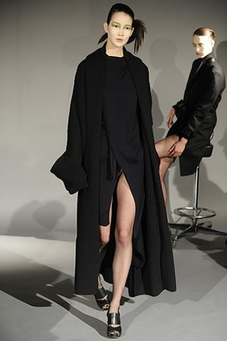 Atelier Gustavo Lins Spring 2011 Couture Collection Paris