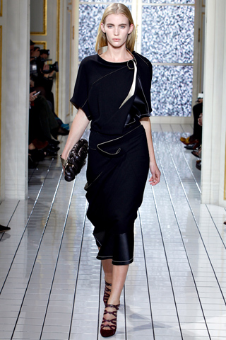 Balenciaga RTW Fall 2011 Latest Collection Gallery 24