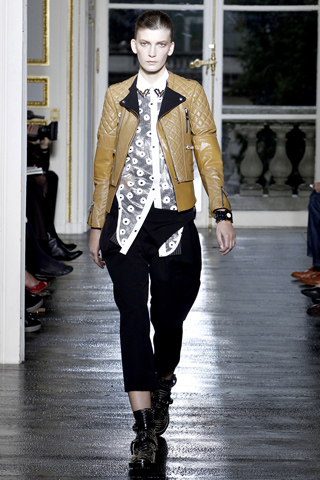 French Fashion Week 2010 Pictures