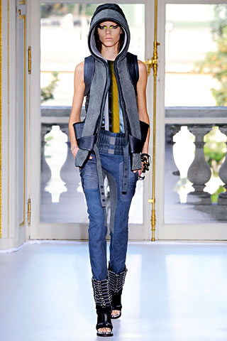 Balenciaga Spring/Summer 2010