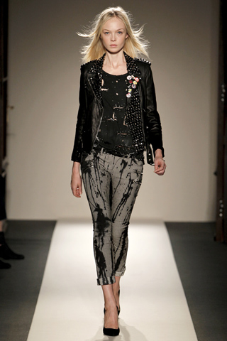 Paris Fashion Week Spring 2011 Spring