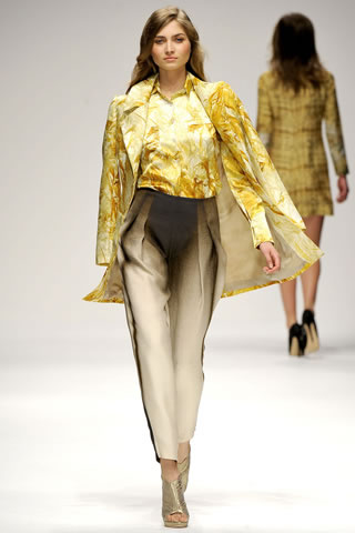 Spring 2011 Fashion Shows Pictures