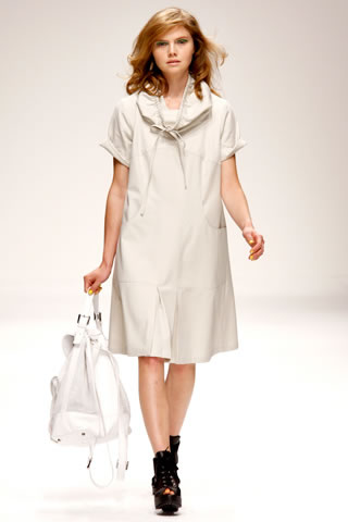 Runway Fashion shows 2011 Collections