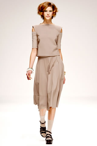 Summer 2011 Collection BY Betty Jackson