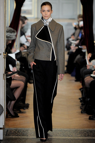 Bouchra Jarrar Spring 2011 Haute Couture