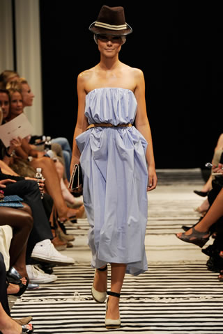 Spring 2011 Ready To Wear Collection