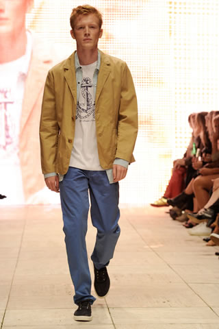 Latest Fashion Trends 2011 Collection