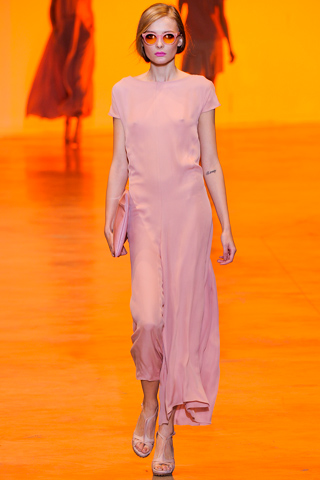 Cacharel Spring 2010 Ready To Wear Collection