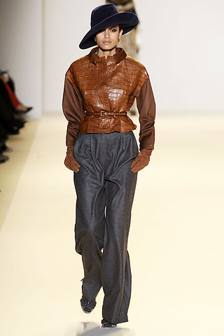 Carolina Herrera Fall 2010 Collection
