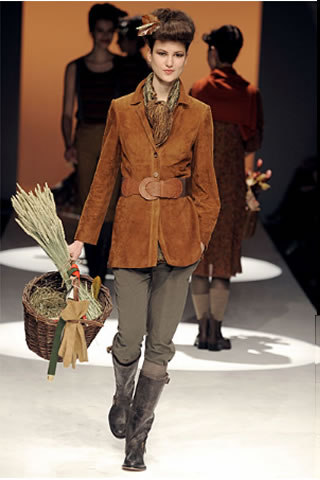 Caroline Charles Autumn/Winter 2009 Collection