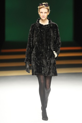 Caroline Charles Autumn/Winter 2010 Collection
