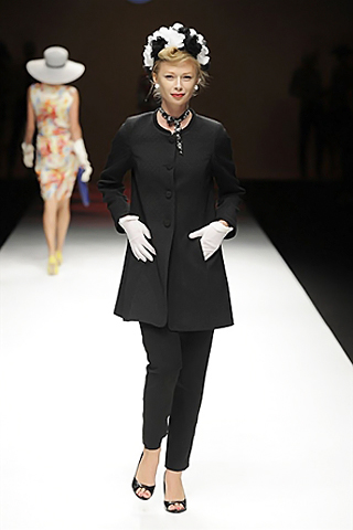 Caroline Charles SpringSummer Collection 2011