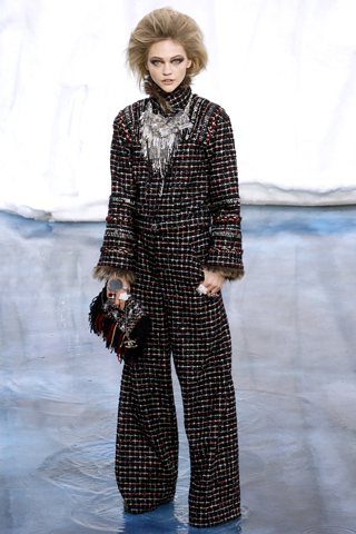 Chanel Fall/winter 2010/11 Collection