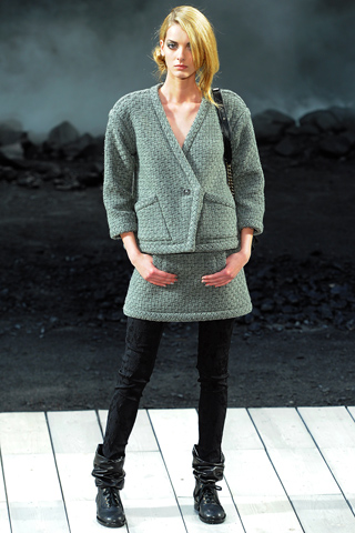 chanel ready to wear fall 2011 collection 11