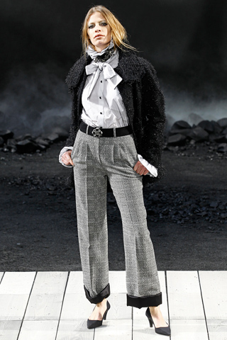 chanel ready to wear fall 2011 collection 16