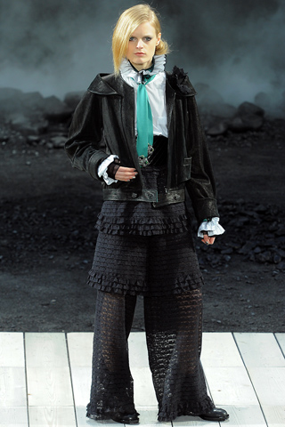 chanel ready to wear fall 2011 collection 43