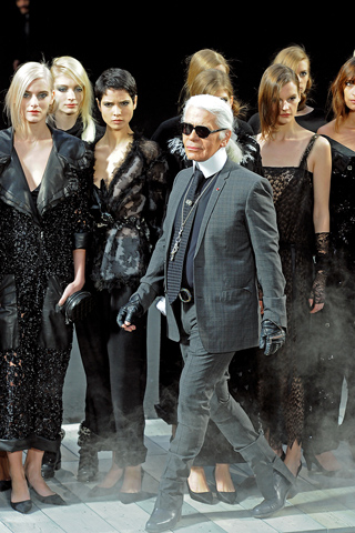 Review on Chanel Ready-to-wear Fall/Winter 2011 collection - Paris Fashion Week