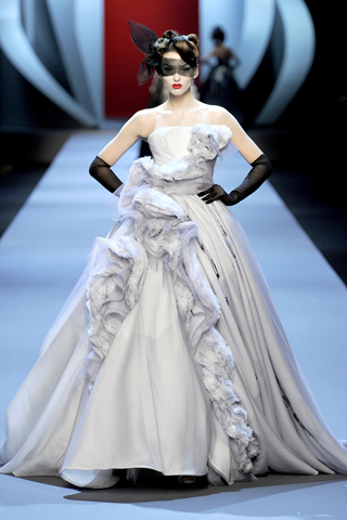 Fashion Designer 2011 Spring Haute Couture Collection