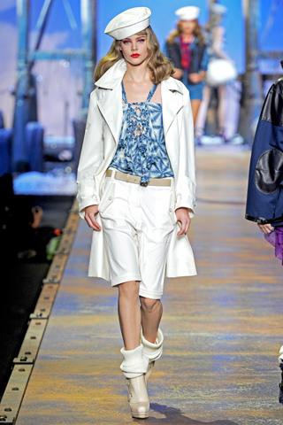 2010 Runway Fashion Shows Collection