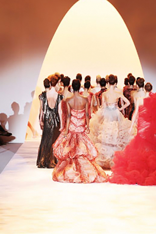 Spring 2011 Fashion Shows Photos