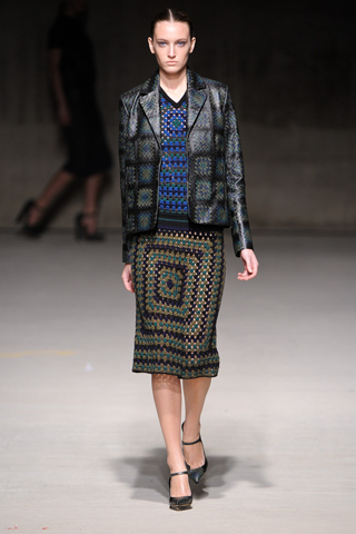 christopher kane aw2011 lfw collection azul caletti