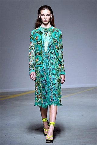 Summer 2011 Fashion Shows pictures